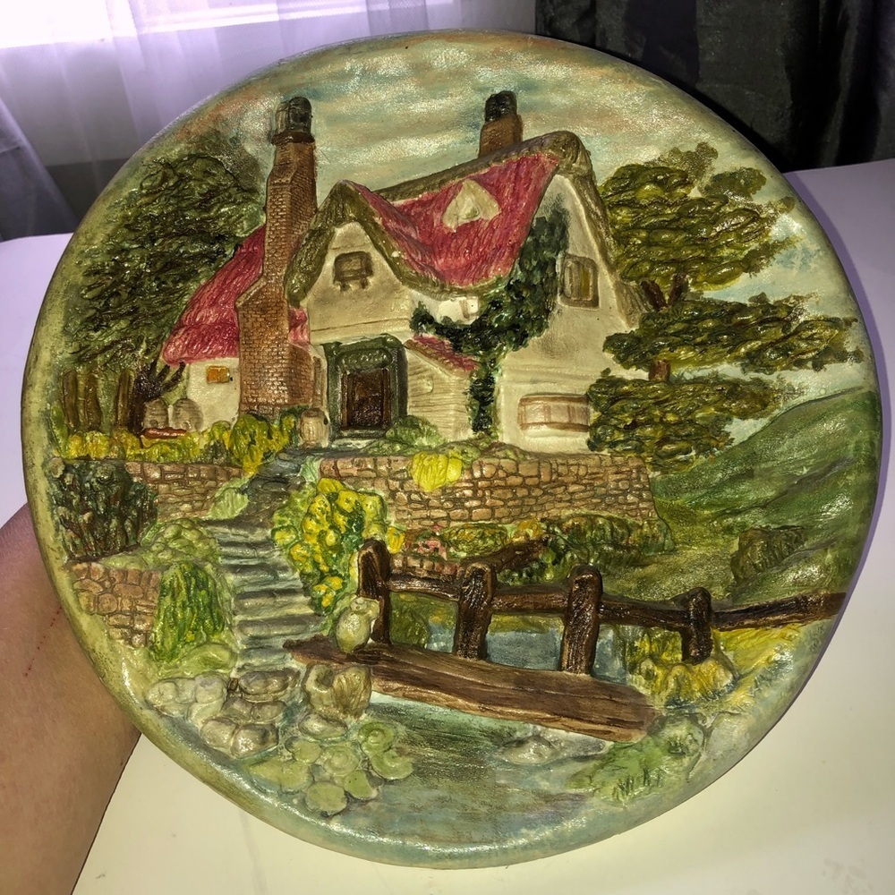 Vintage Chalkware decorative plate,  an eye catching piece of decor to hang